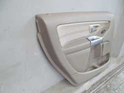 VOLVO XC90 BOCZEK TAPICERKA DRZWI TYL LEWY BEZ OAK 39989483