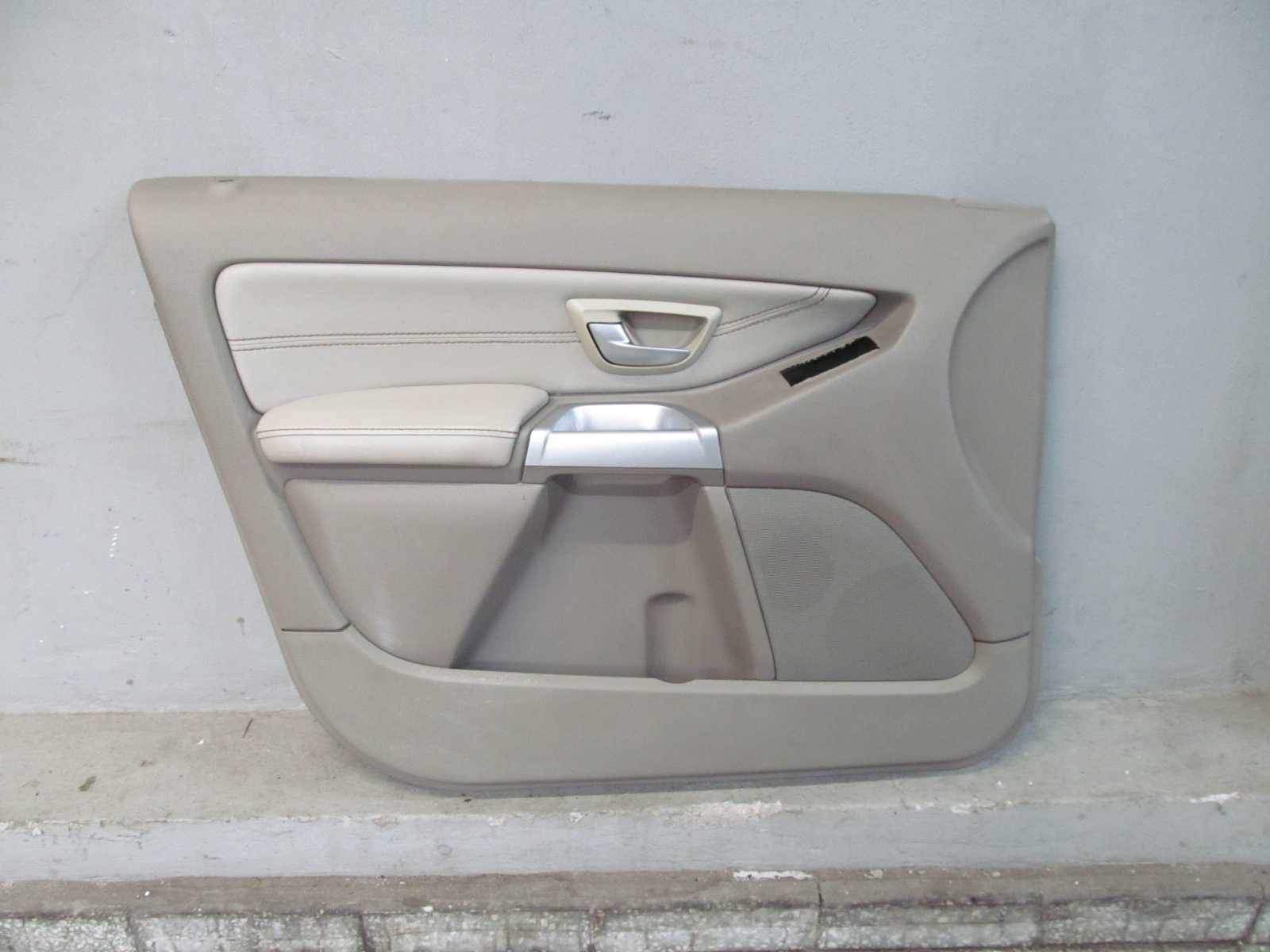 VOLVO XC90 BOCZEK TAPICERKA DRZWI PRZOD LEWY BEZ OAK 39989483