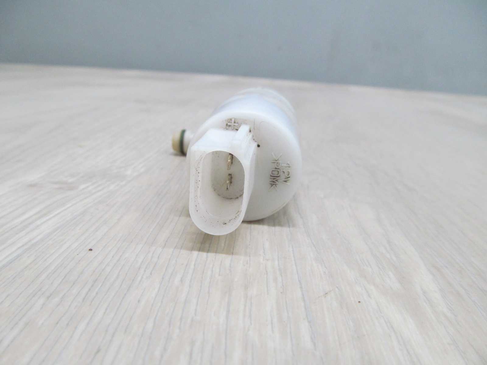 MERCEDES E W211 POMKA SPRYSKIWACZY LAMP REFLEKTOROW