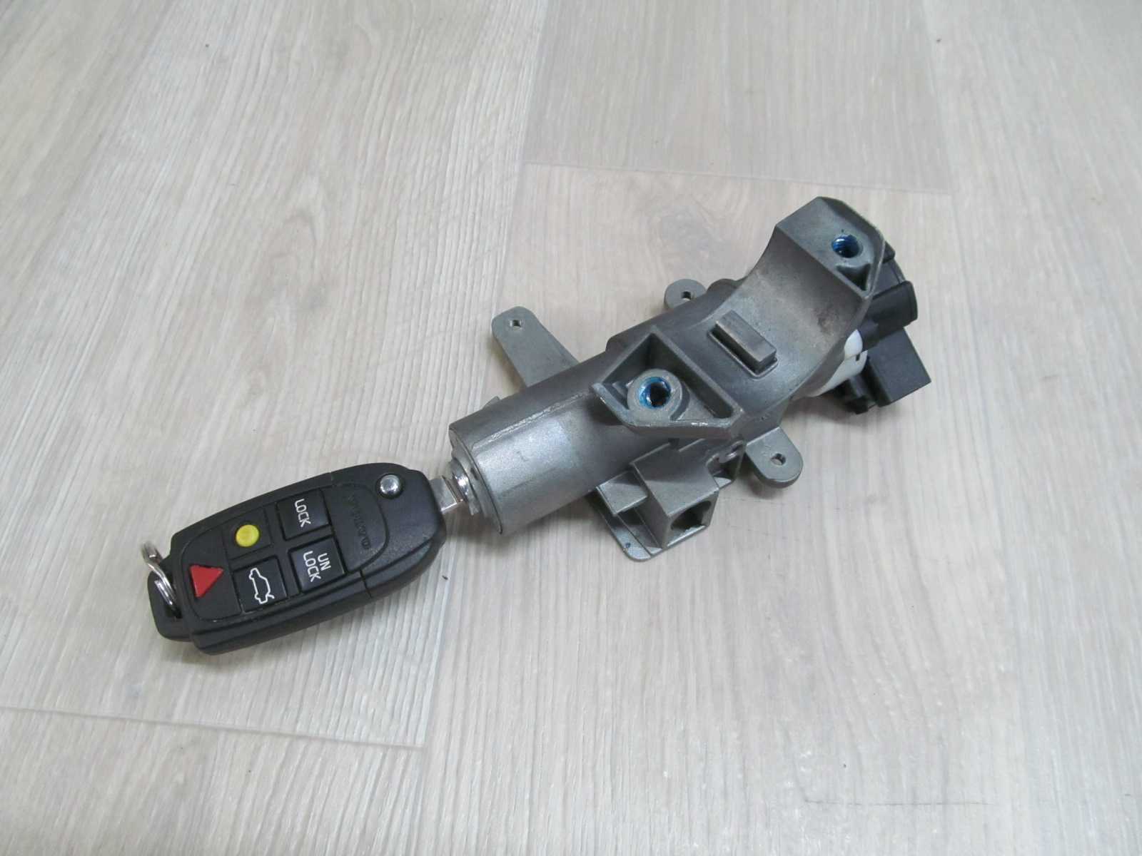 VOLVO XC90 AUTOMAT STACYJKA KLUCZYK 8626324 8645228 73760 02-14