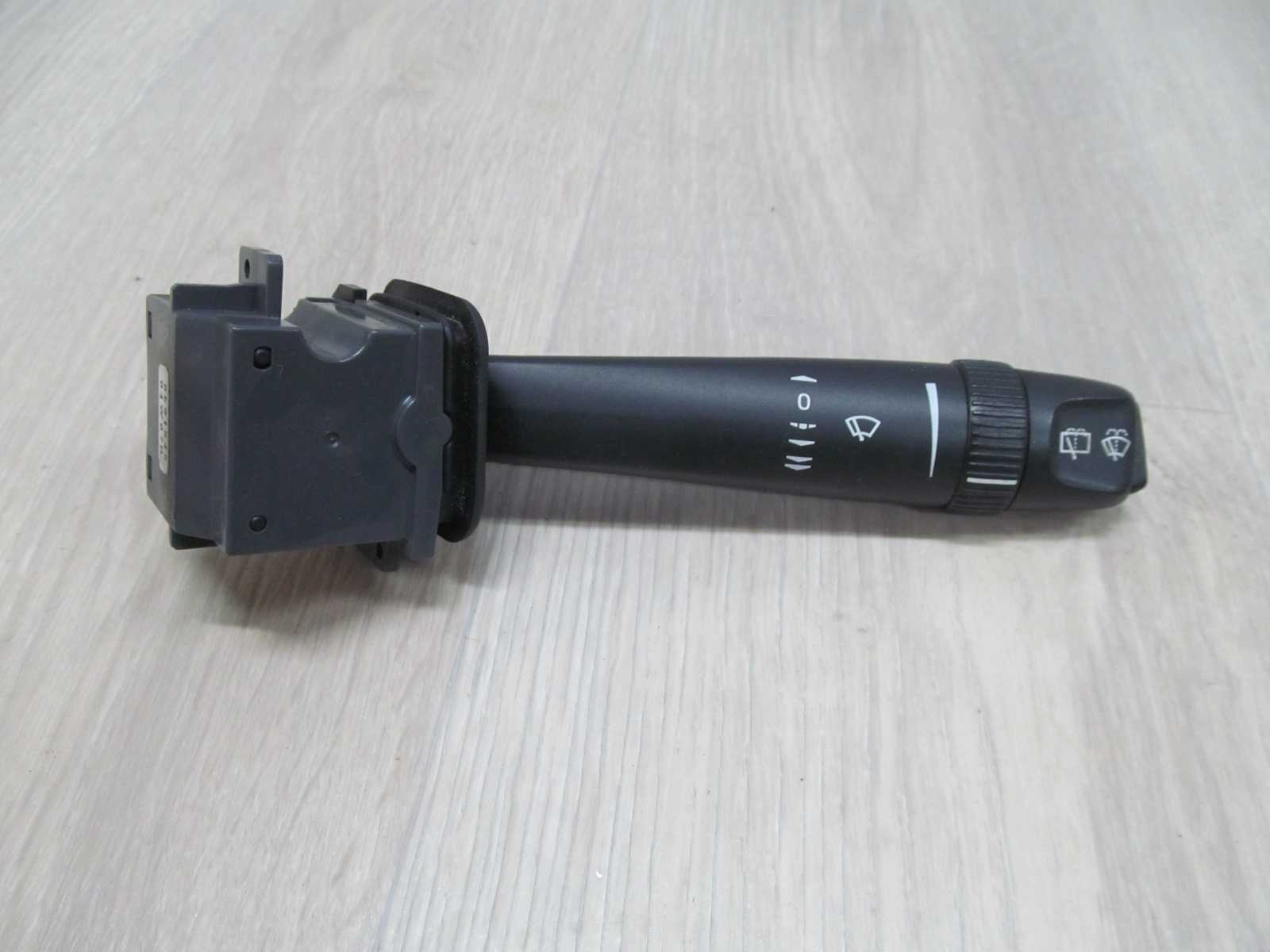 VOLVO S60 V70 XC70 XC90 MANETKA PRZELACZNIK WYCIERACZEK 8691545 02-14