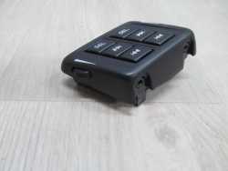 VOLVO XC90 STEROWANIE GNIAZDO SLUCHAWKOWE TYL PRAWY 8666729