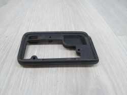 VOLVO XC90 USZCZELKA RELINGU DACHU PRAWA 8662966 RH 02-14