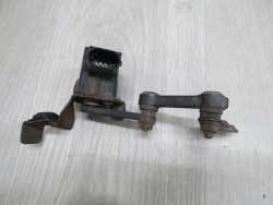 VOLVO XC90 S80 CZUJNIK POZIOMOWANIA SWIATEL XENON 8622446 02-14