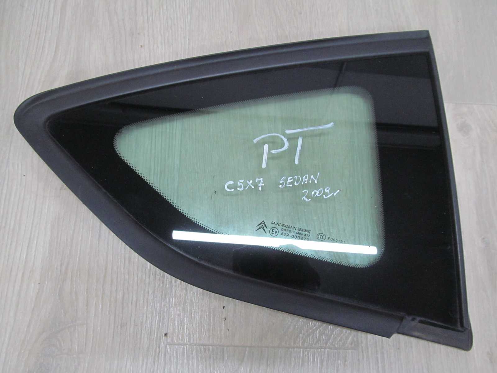 CITROEN C5 III X7 SEDAN SZYBA KAROSERYJNA TYL PRAWA 08-17