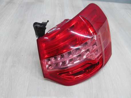 CITROEN C5 III X7 SEDAN LAMPA TYL PRAWY TYLNA 9681063680 08-17