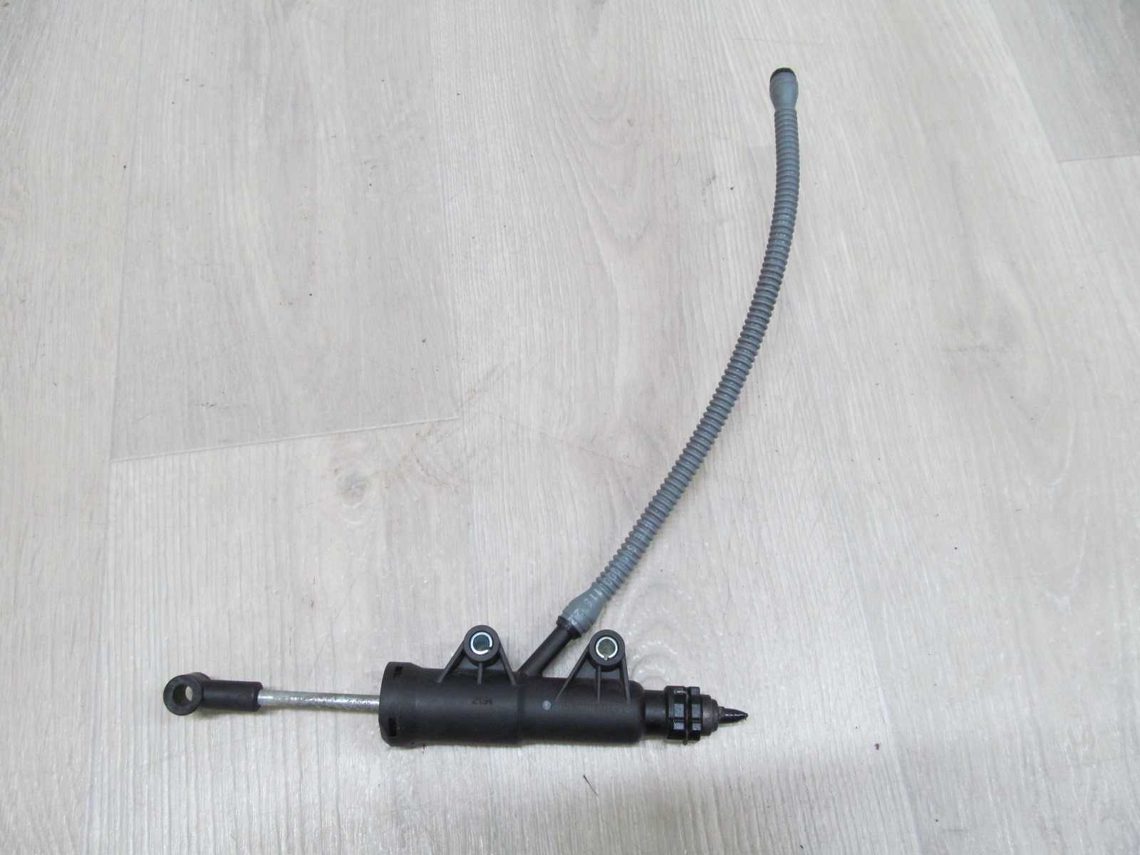 MB SPRINTER 906 CRAFTER 06-18 POMPKA SPRZEGLA WYSPRZEGLIK A9062900212
