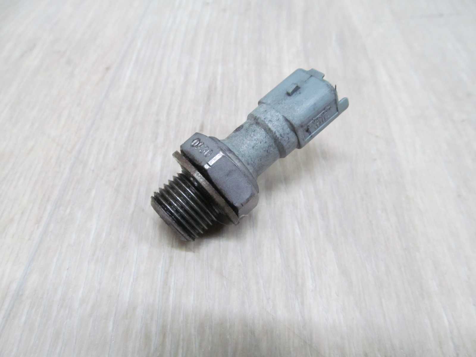 PEUGEOT CITROEN 1.6 HDI CZUJNIK CISNIENIA OLEJU 9631846480