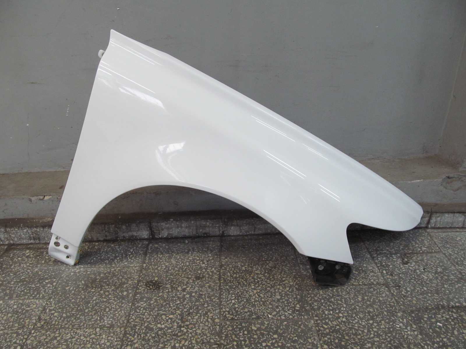 VOLVO S40 V50 04-12 BLOTNIK PRZOD PRAWY 614-46
