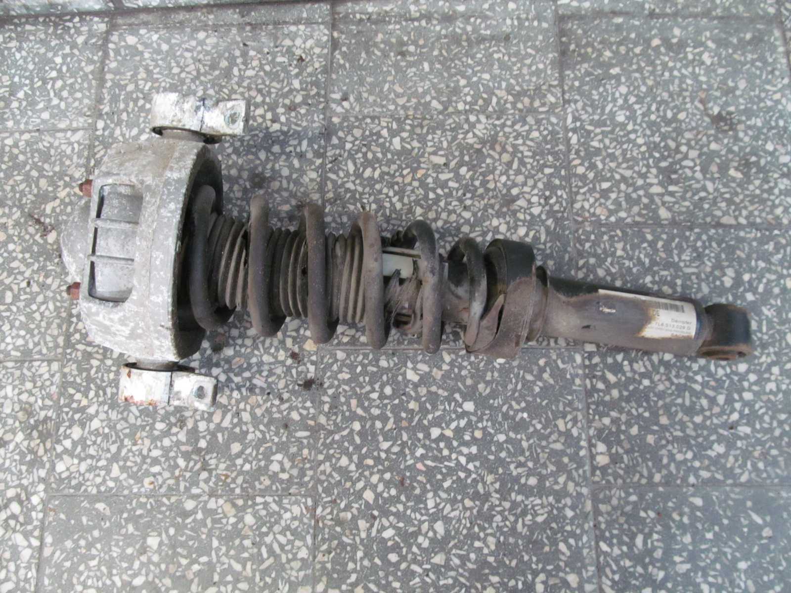 VW TOUAREG 7L AUDI Q7 AMORTYZATOR MCPERSON TYL PRAWY 7L6513029G