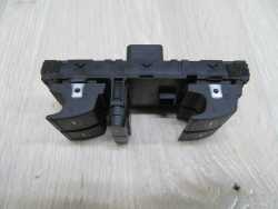 VW TOUAREG 7L PANEL PRZELACZNIK SZYB 7L6959857E