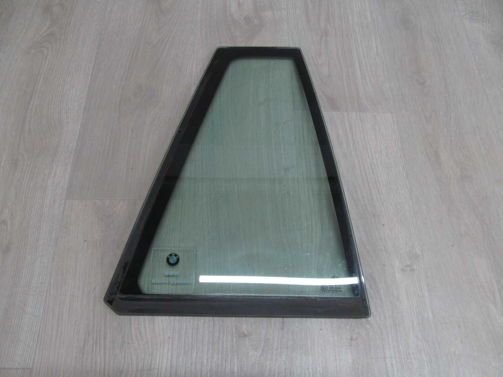 BMW E39 LIFT KOMBI SZYBA BOCZNA DRZWI TYL PRAWA 95-04