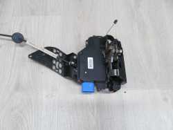 VW TOUAREG 7L 03-10  ZAMEK DRZWI PRZOD LEWY 3D1837015