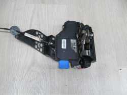 VW TOUAREG 7L 03-10  ZAMEK DRZWI TYL LEWY 3D4839015