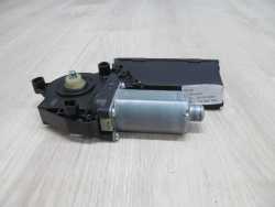 VW TOUAREG 7L 03-10 SILNICZEK SZYBY TYL PRAWY 3D0959794E 7L6959704