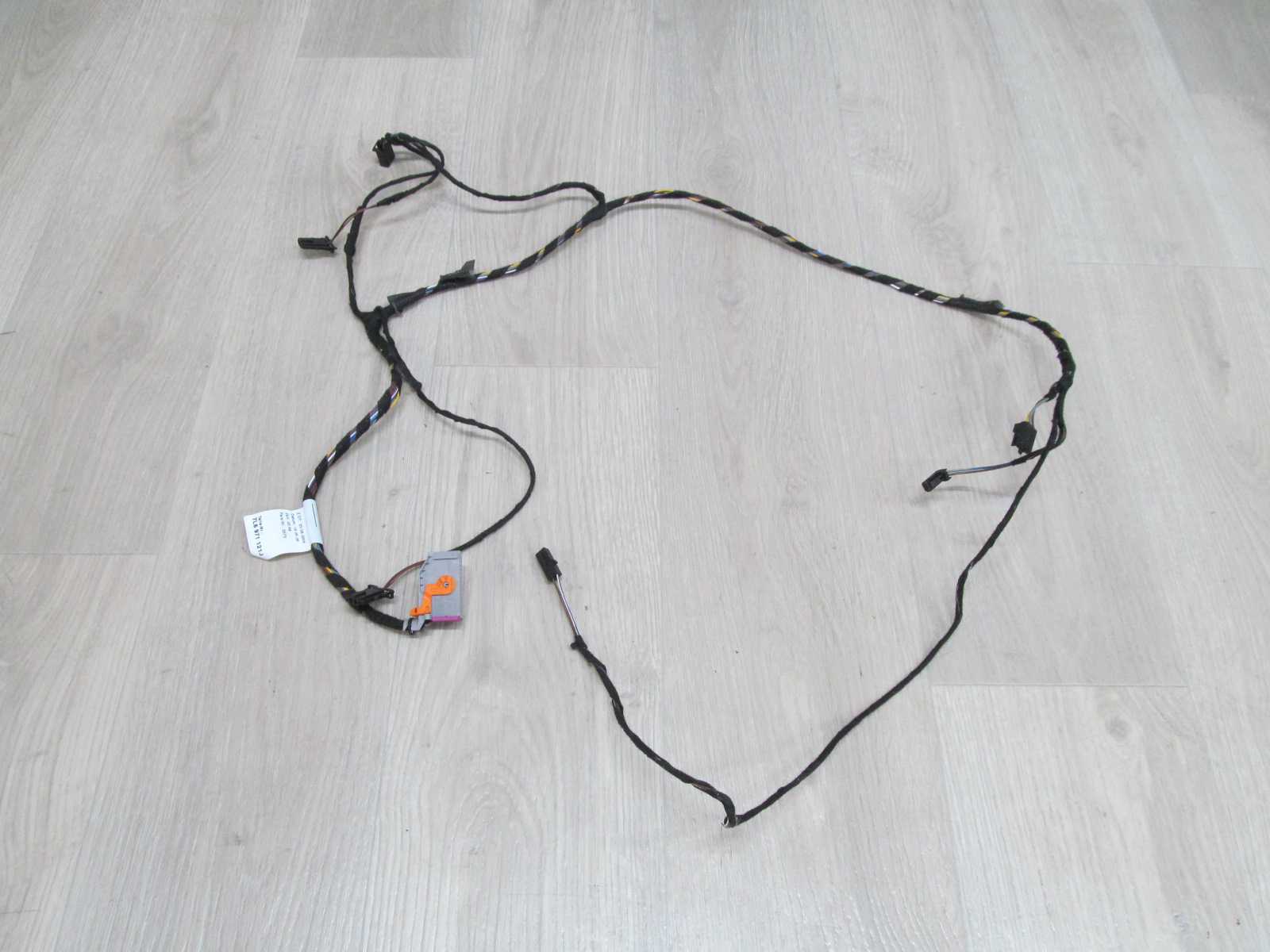 VW TOUAREG 7L 03-10 WIAZKA DRZWI PRZOD PRAWY 7L6971121J