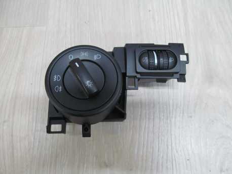 VW TOUAREG 7L 03-10 WLACZNIK SWIATEL 7L6858903T