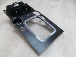 VW TOUAREG 7L 03-10 PANEL SRODKOWY RAMKA UCHWYT NA KUBKI  7L6863216D 7L6858602C