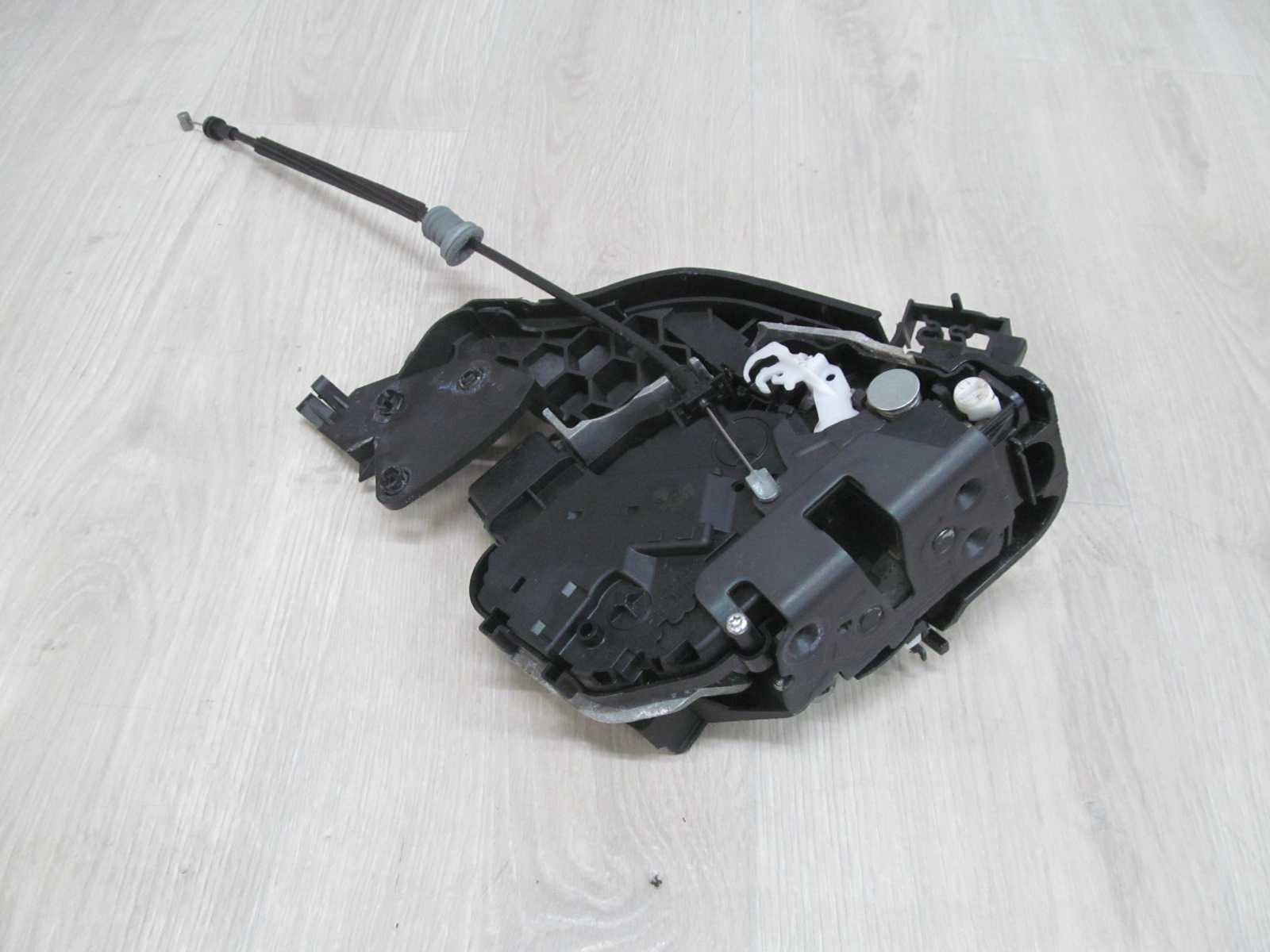 VOLVO S40 V50 04-12 ZAMEK DRZWI TYL PRAWY 30699112