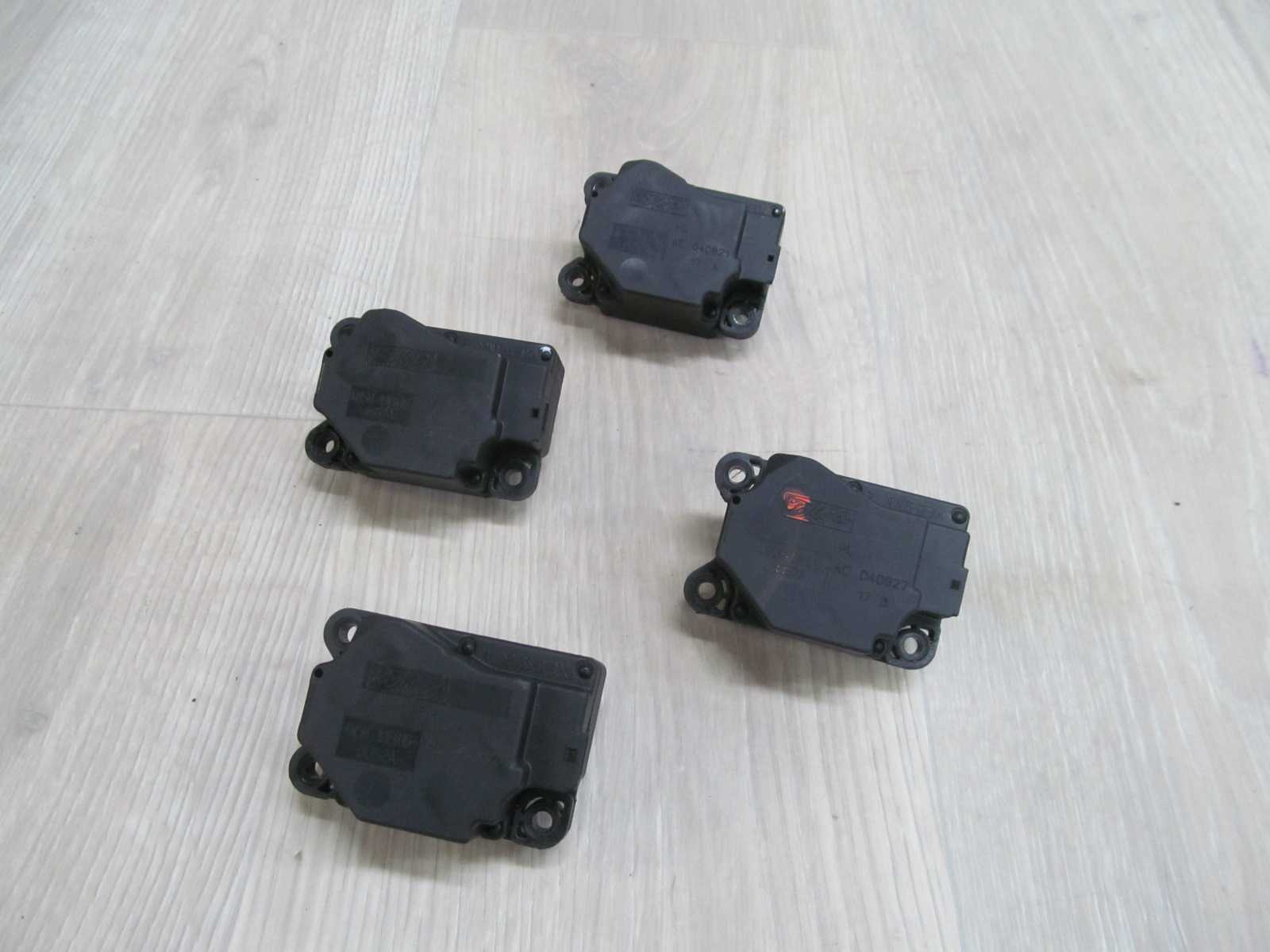 VOLVO C30 C70 S40 V50 SILNICZEK STEROWANIA NAGRZEWNICY 4N5H-19E616-AC
