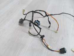 VOLVO S40 V50 C70 KABEL ZLACZE PASOW BEZPIECZENSTWA TYL 4N5H-18B518-FC