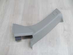 VOLVO V50 POSZYCIE OSLONA SLUPKA TYL LEWA 8641780 04-12