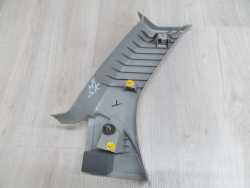 VOLVO V50 POSZYCIE OSLONA SLUPKA TYL LEWA 8641780 04-12