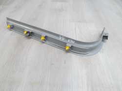 VOLVO S40 V50 LISTWA PROGOWA OSLONA PROGU PRZOD PRAWA 8641785 04-12
