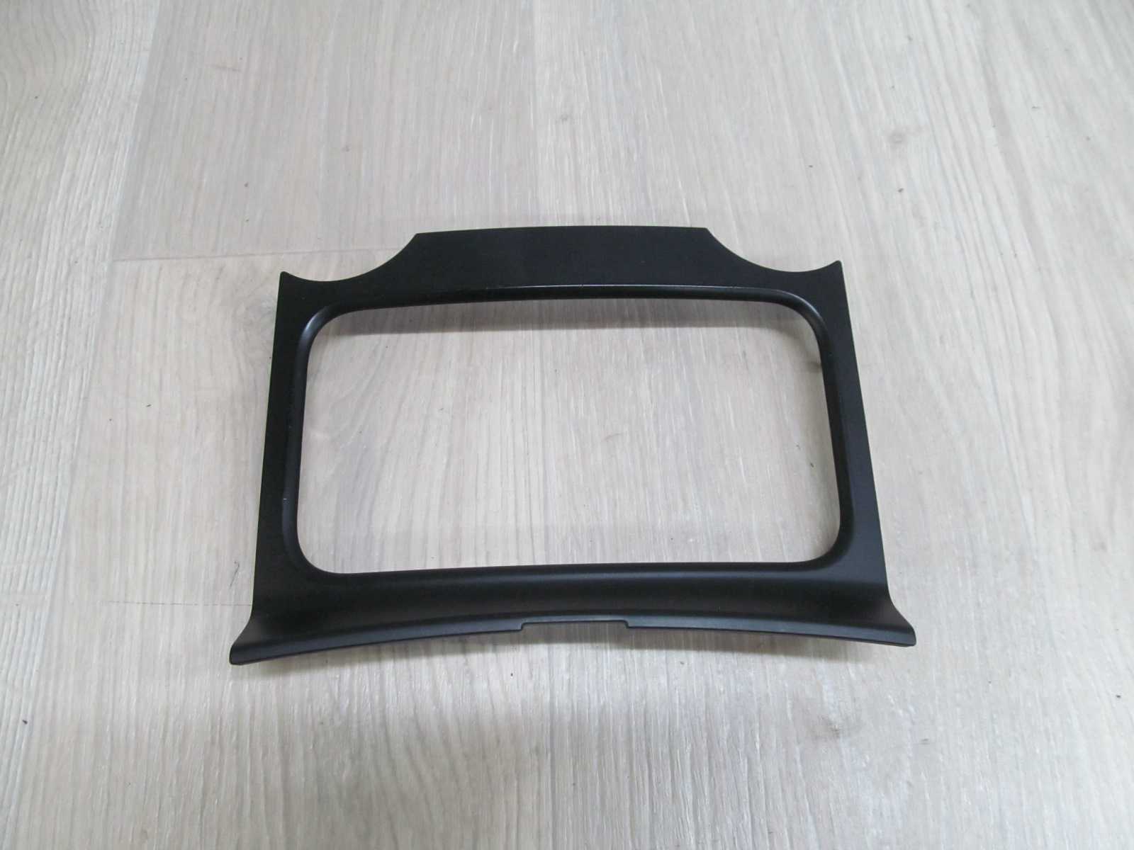 VW TOUAREG 7L 03-10 RAMKA TUNELU SRODKOWEGO 7L6864378F