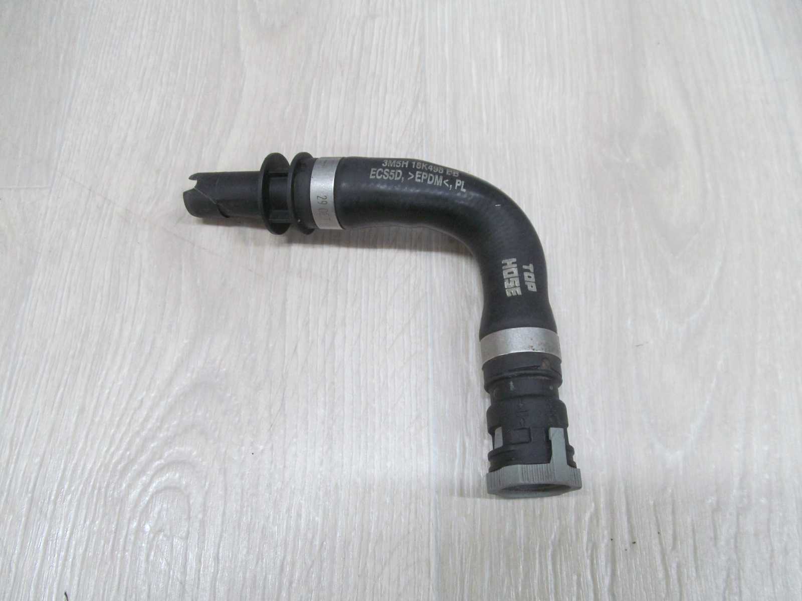 VOLVO S40 V50 2.4 i WAZ PRZEWOD WODY 3M5H-18K498-BB 04-12