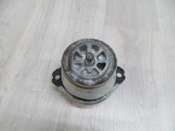 AUDI Q7 VW TOUAREG 7L 3.0 TDI 03-10 PODUSZKA SILNIKA 7L8199131A