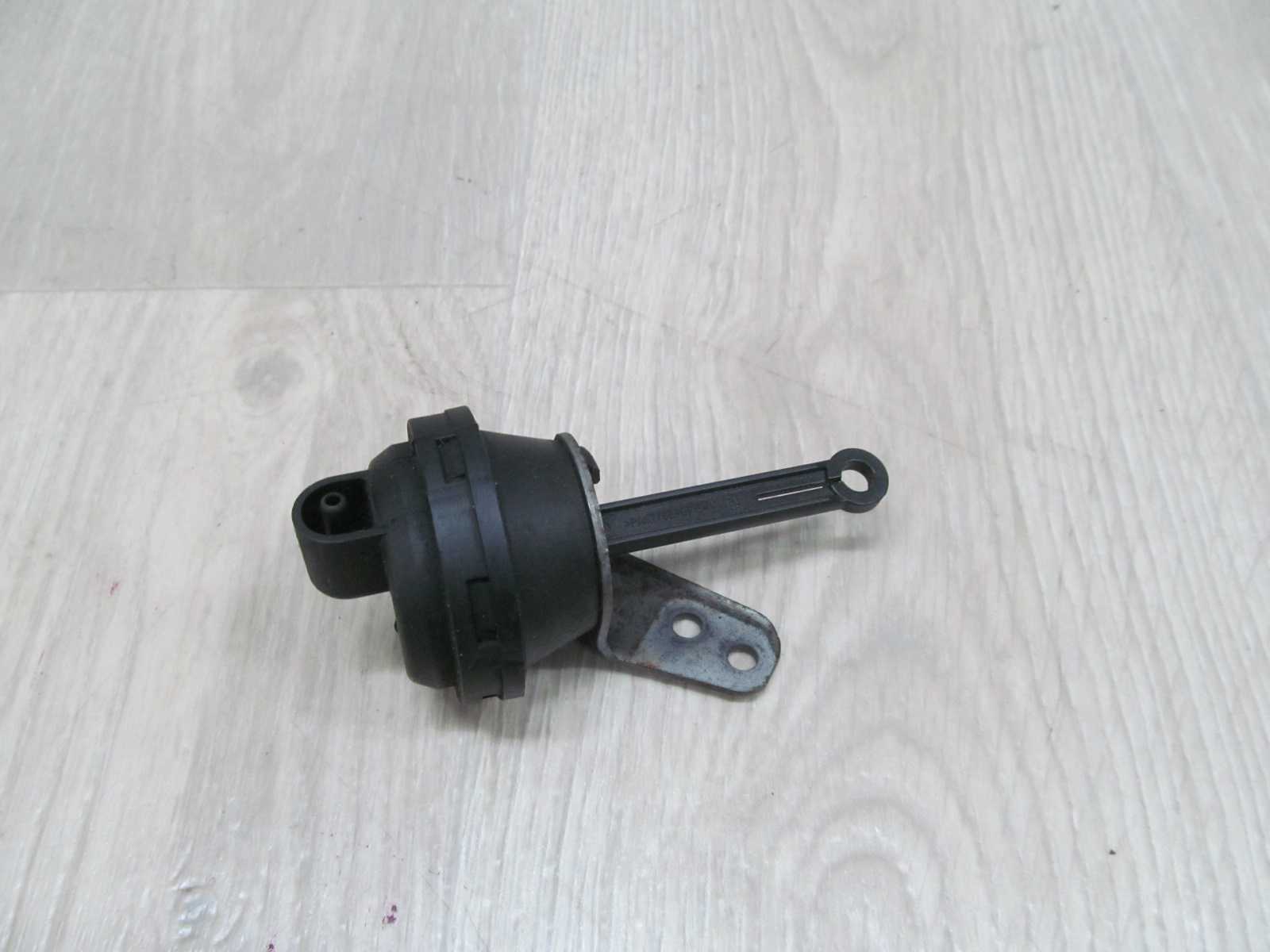 AUDI A4 A6 VW PASSAT B5 1.9 TDI SILOWNIK GRUSZKA ZAWORU EGR