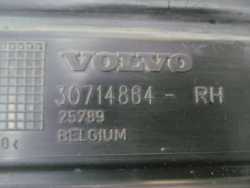 VOLVO C70 V50 OSLONA PODWOZIA TYL PRAWA 30714864 04-12