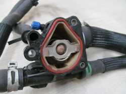 OPEL VIVARO TRAFIC 2.0 DCI 06-14 MAGISTRALA WODY OBUDOWA TERMOSTATU 215034648R 907243C 92-2434