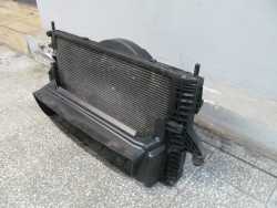 VOLVO S40 V50 C70 2.4 i CHLODNICE WENTYLATORY 3M51-8005-DA 04-12