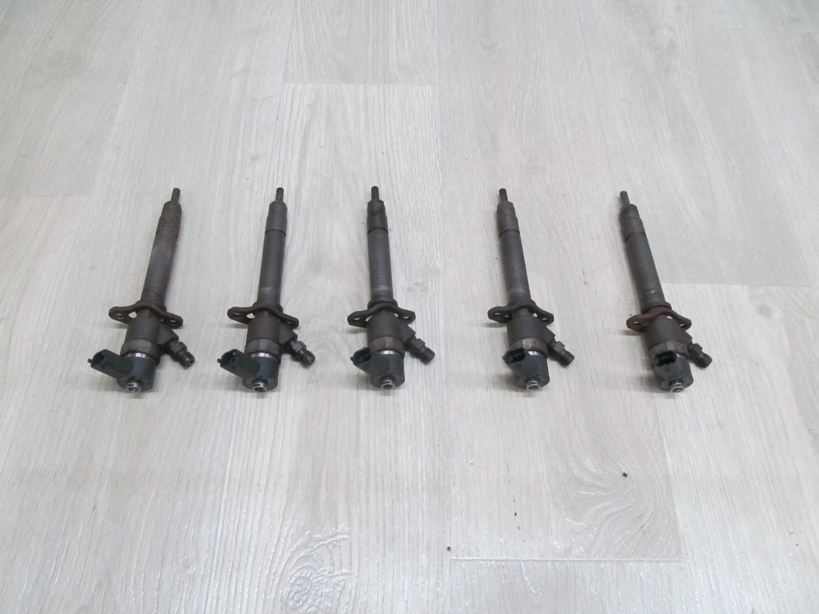 VOLVO S40 S60 S80 V70 XC 2.4 D5 WTRYSK WTRYSKIWACZ 0445110078 8658352