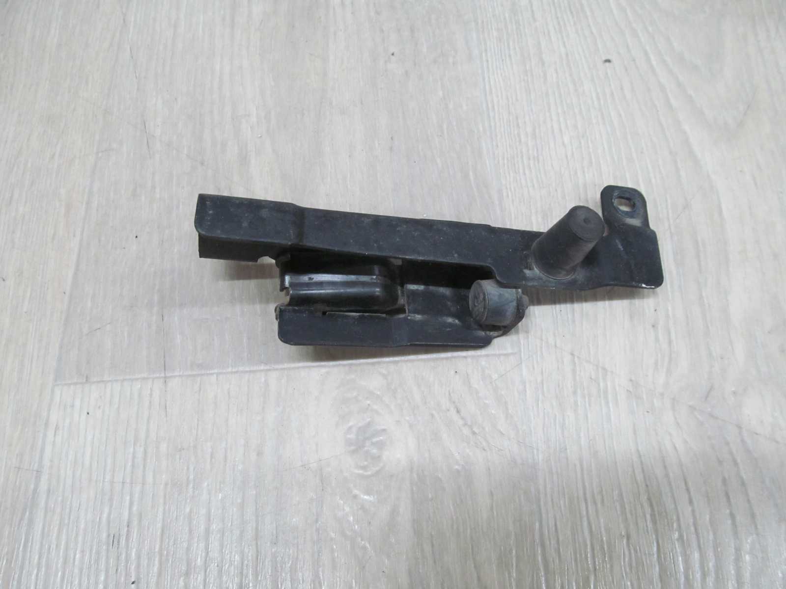 OPEL VIVARO TRAFIC 06-14 RYGIEL DRZWI PRZESUWNYCH 2380F3010 65711