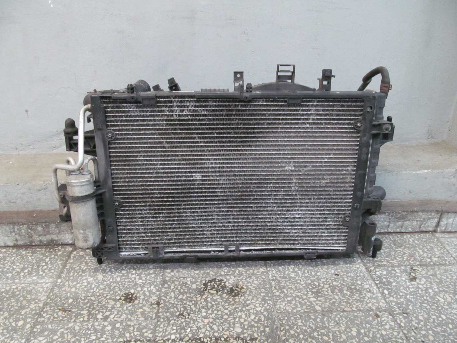 OPEL CORSA C 00-06 CHLODNICA SKRAPLACZ WENTYLATOR 24421233 13114011 13107500