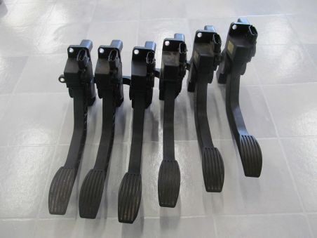 IVECO DAILY 00/11 POTENCJOMETR 0281002633