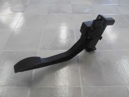 IVECO DAILY 00/11 POTENCJOMETR 0281002380