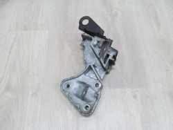 VOLVO S40 V50 S60 C70 2.4 B LAPA WSPORNIK SILNIKA 08670393