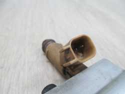 VOLVO C30 S40 V50 C70 2.4 B WTRYSK WTRYSKIWACZ PALIWA 8627815 02-14