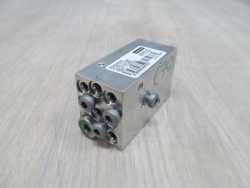 VOLVO C70 06-13 ROZDZIELACZ GLOWICA POMPY DACHU 09466628
