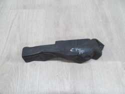 VOLVO C30 S40 V50 C70 06-13 WYGLUSZENIE PIANKA OSLONA BLOTNIKA PRAWA 8683732