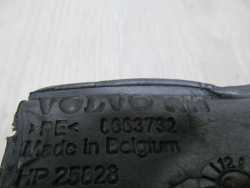 VOLVO C30 S40 V50 C70 06-13 WYGLUSZENIE PIANKA OSLONA BLOTNIKA PRAWA 8683732