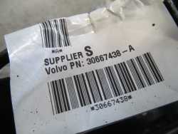 VOLVO C70 06-13 PIASTA ZWROTNICA WAHACZ TYL PRAWY 30667438