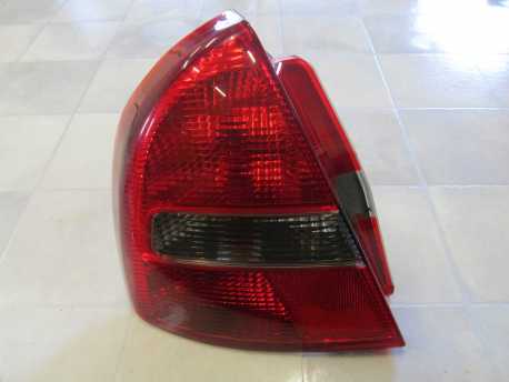 MITSUBISHI CARISMA II 99-04 HB LAMPA TYL LEWA