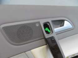VOLVO C70 06-13 BOCZEK TAPICERKA DRZWI PRAWY 30633314