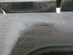 VOLVO C70 06-13 SLIZG MOCOWANIE ZDERZAKA LEWY TYL 09466906