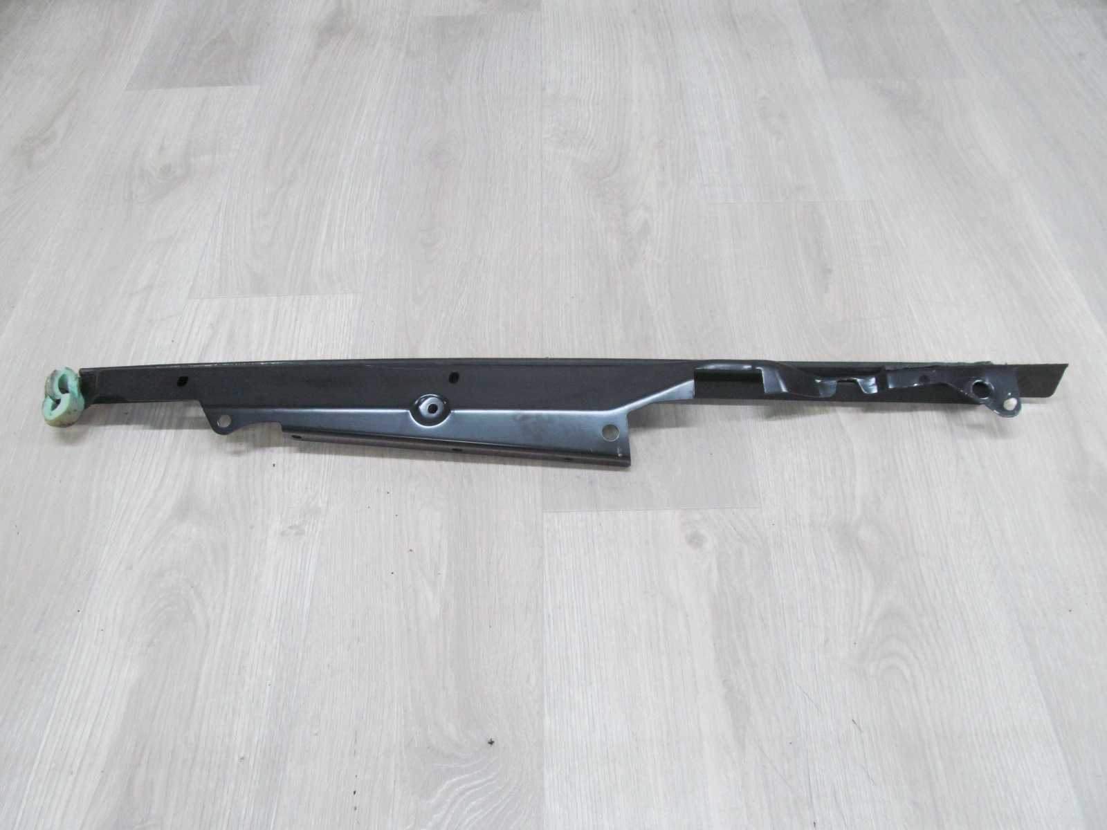 VOLVO C70 06-13 PROWADNICA USZCZELKA SZYBY LEWY TYL